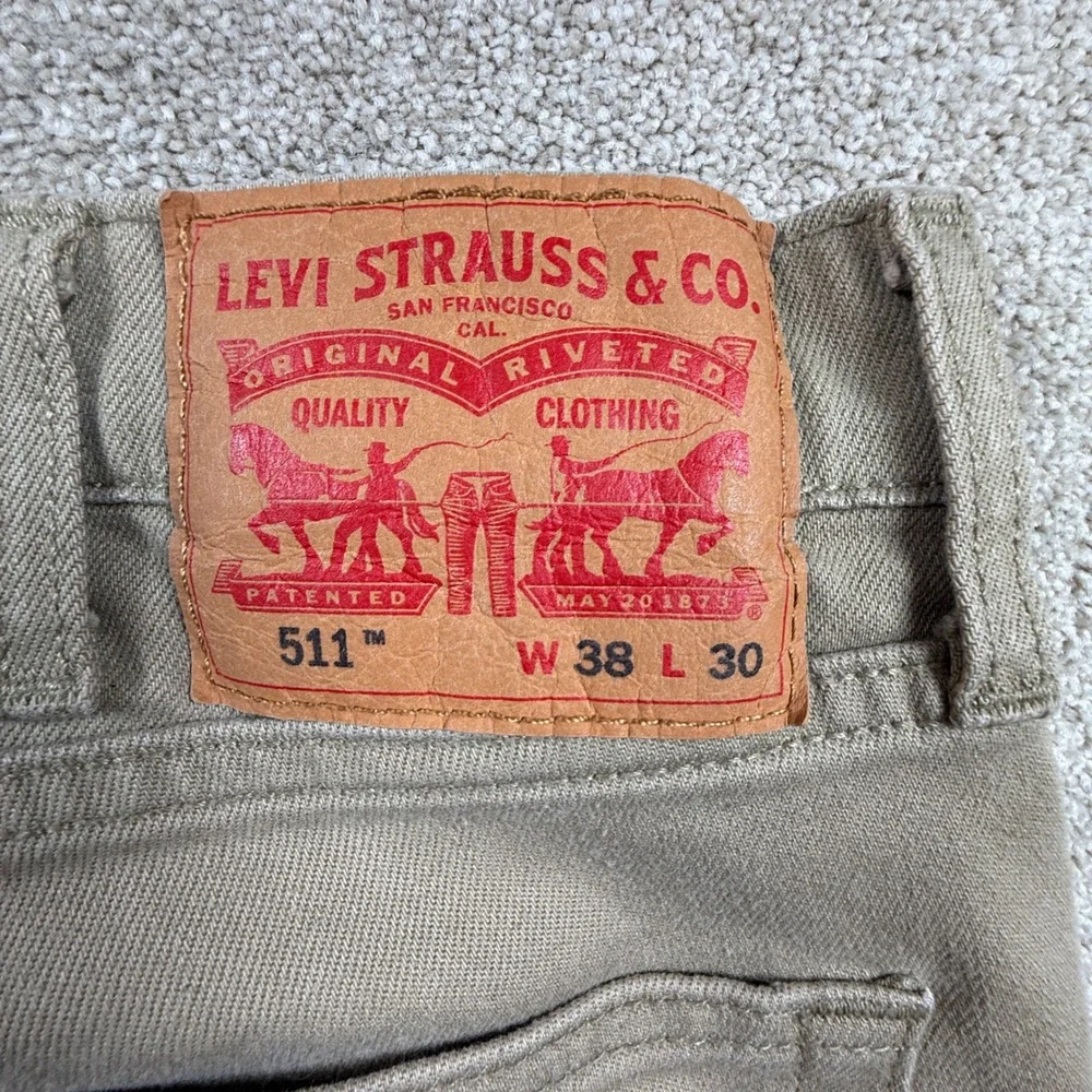 Levis 511 Slim Khaki Tan Chino Pants Mens 38x30 Cotton Stretch Casual 5-Pocket